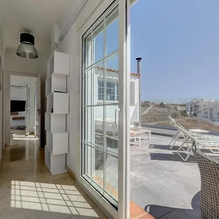 Beautiful Villa With Private Pool אסטפונה