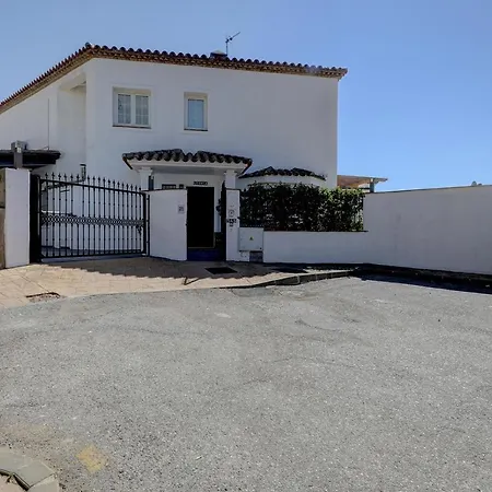 Beautiful Villa With Private Pool * إِستيبونا